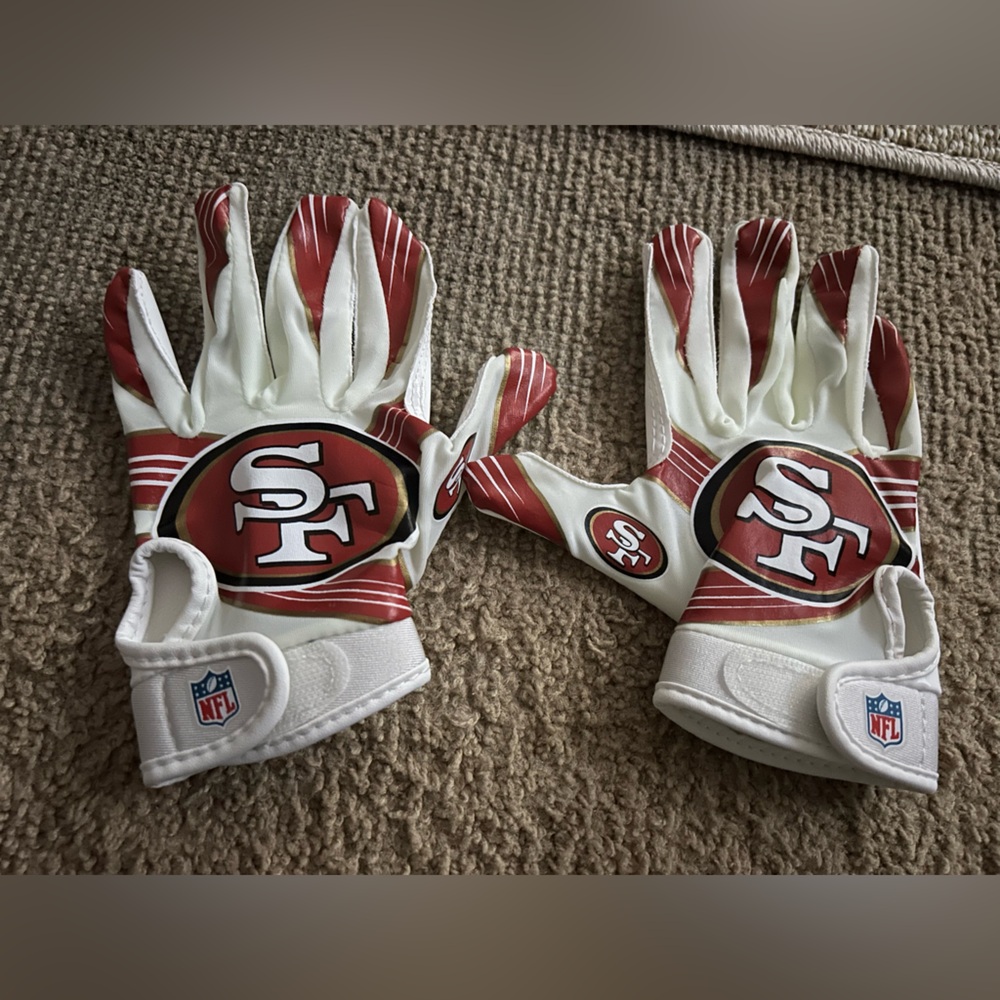 49ers YOUTH Football Gloves